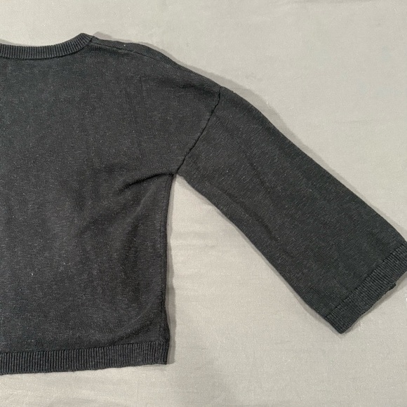 Vineyard Vines Charcoal Gray V-Neck Knit Sweater | Size M - Picture 5 of 9